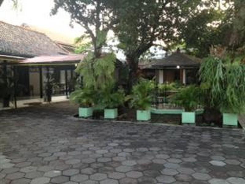 Indrakila Hotel Yogyakarta Exteriör bild